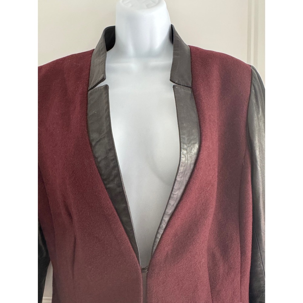Danier Womens Italian Leather Sleeve Wool Blend Blazer Burgundy Black Medium - Picture 6 of 11